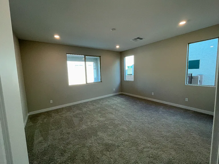 1357 Mariposa Way — Photo 10