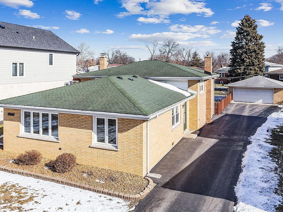 1st image of 10641 S Lockwood Ave