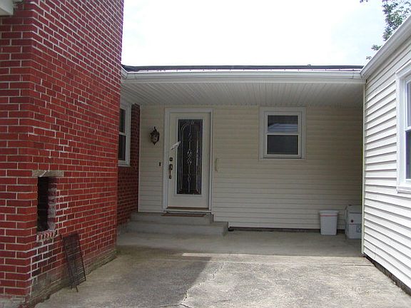 3rd image of 114 Glenwood Dr