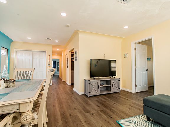 5th image of 3101 56th St S APT 3