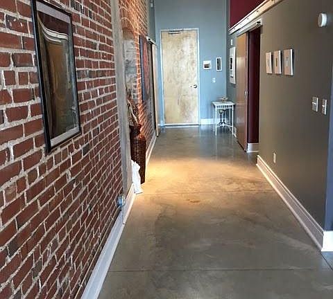 4th image of 1612 Lucas Ave Unit 211