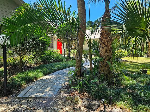 3rd image of 4003 SE Old Saint Lucie Boulevard