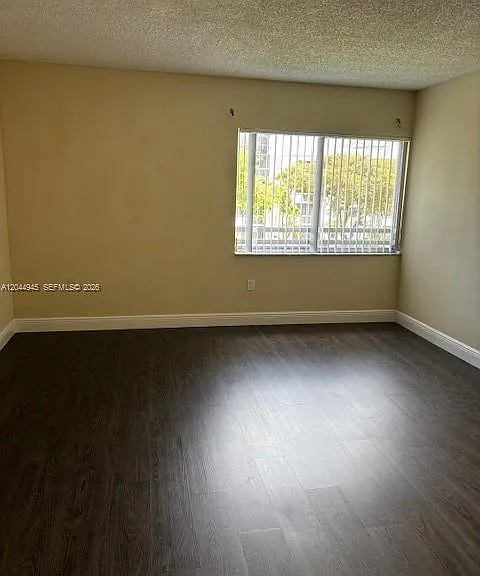 731 N Pine Island Rd #305 — Photo 5