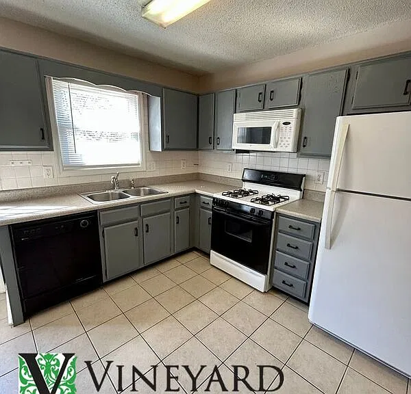 7015 Sand Wedge Cir NW — Photo 5