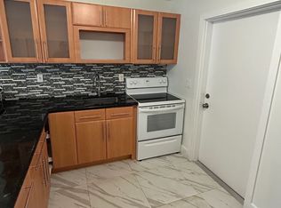 2321-2323 Grant St #2, Hollywood, FL 33020