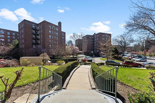 Sold by Douglas Elliman | media 12