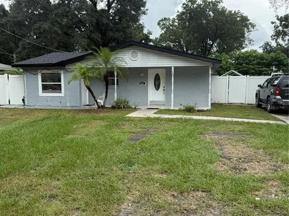 8501 N PACKWOOD AVENUE, TAMPA, FL 33604