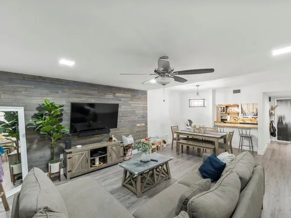 3432 NW 86th Way #D106, Sunrise, FL 33351