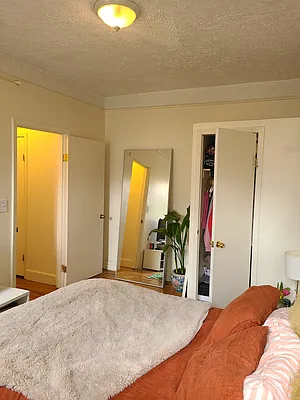 Rented by EXR | media 17