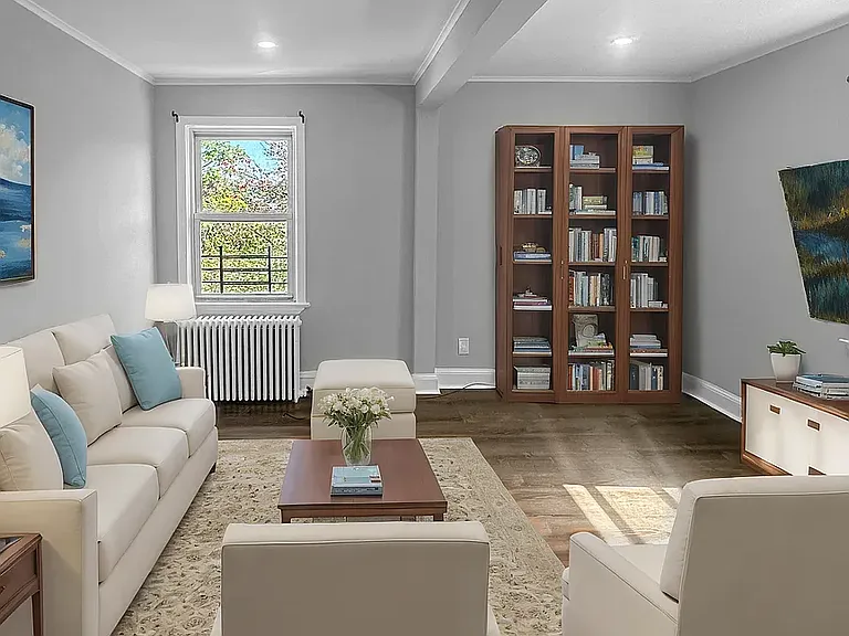 207 Edwards Pl #3B — Photo 6