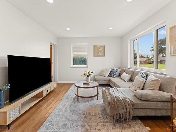 5th image of 3877 Limerick Ave