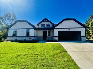 144 Eagles Crest Dr, Commerce, GA 30529