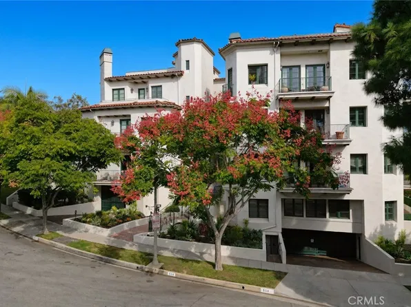 558 Hillgreen Dr, Beverly Hills, CA 90212