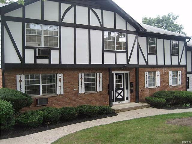 1st image of 61 Parkside Dr