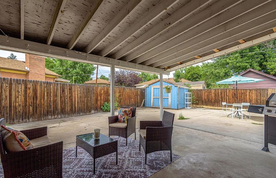 1st image of 10944 Larry Dr #1