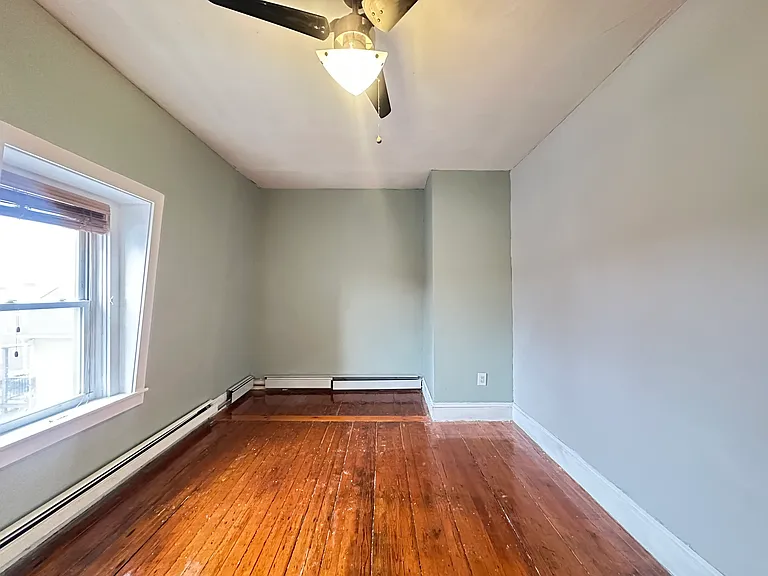 117 Almy St #3L — Photo 15