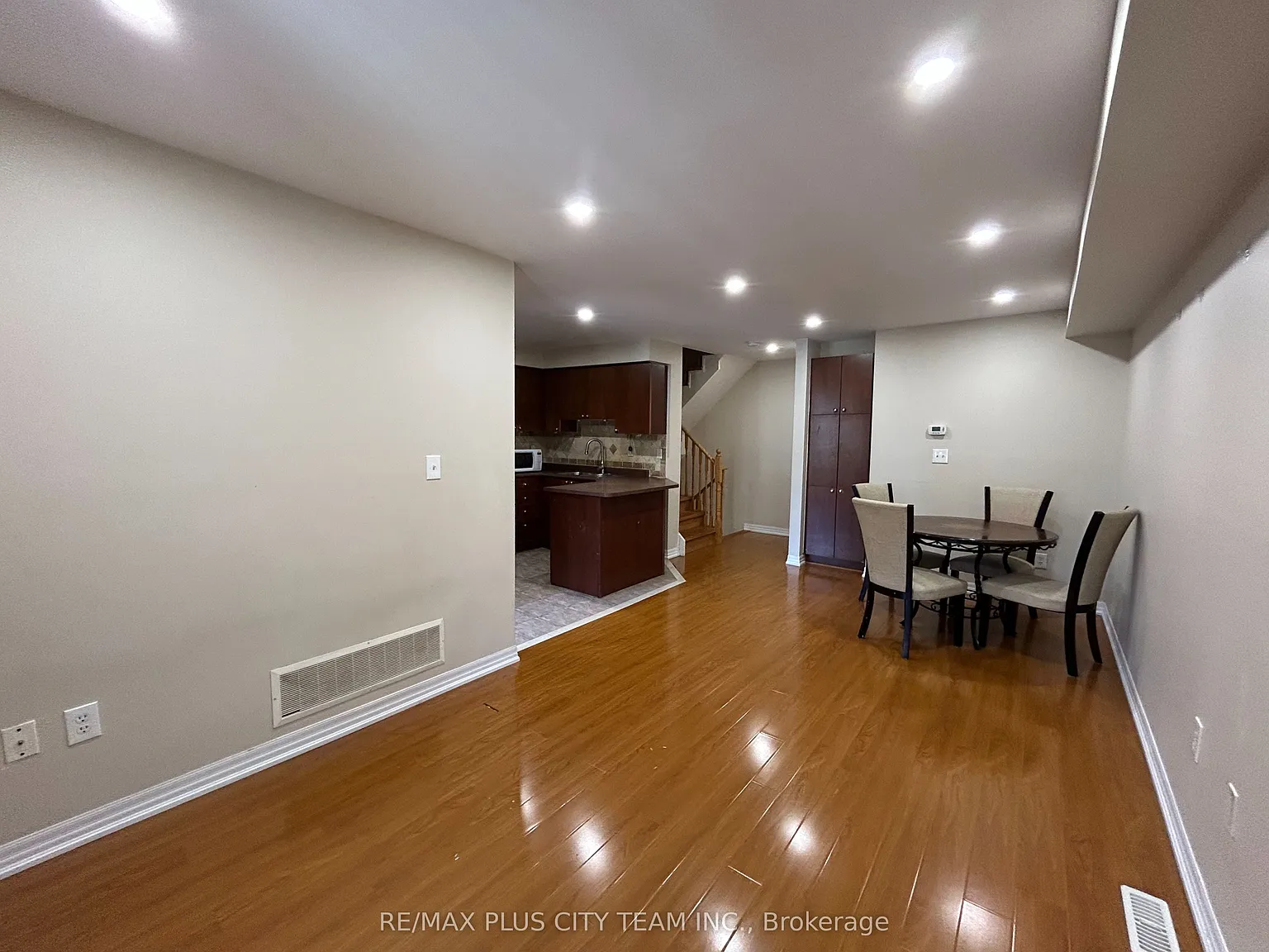 3 bed, $2,650 — Photo 4