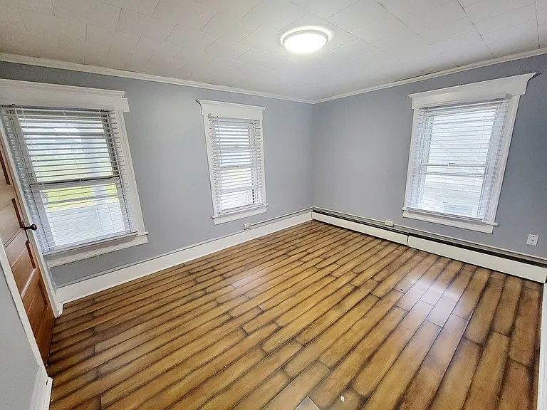 414-416 E Main St #414-B — Photo 5