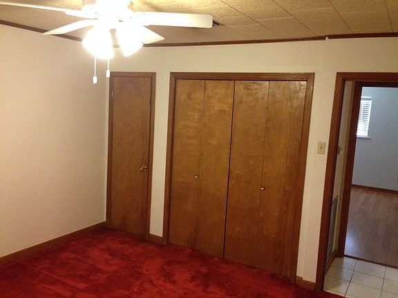 5th image of 906 Robert Lee Cir