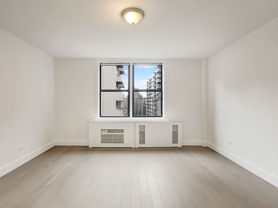 1st image of 530 2nd Ave APT 7D
