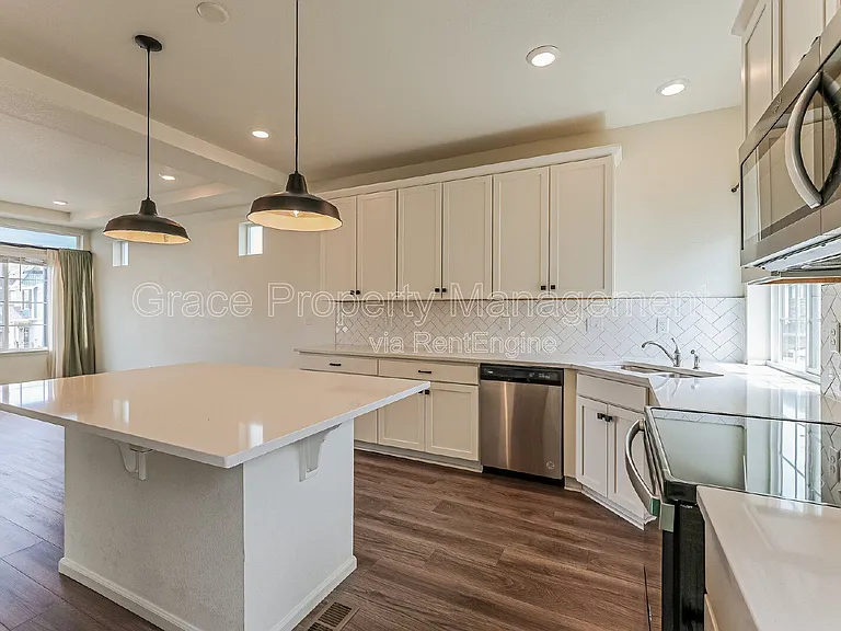 21844 E 44th Dr — Photo 6