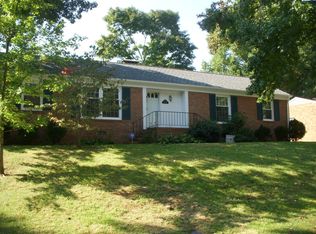 1203 Onslow Dr, Greensboro, NC 27408