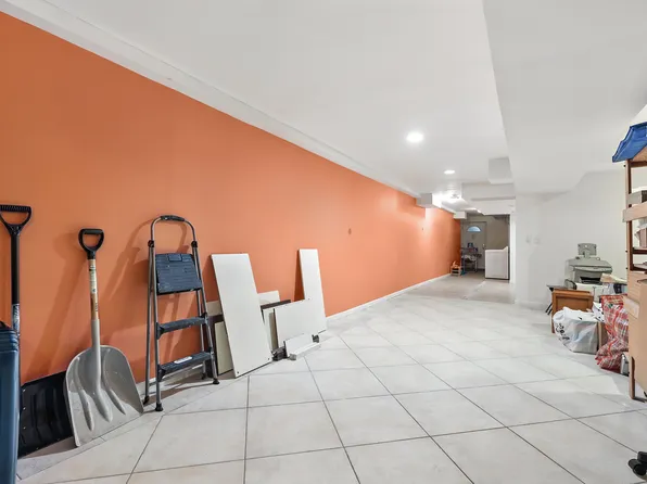 42-19 214th Place image 35 of 44