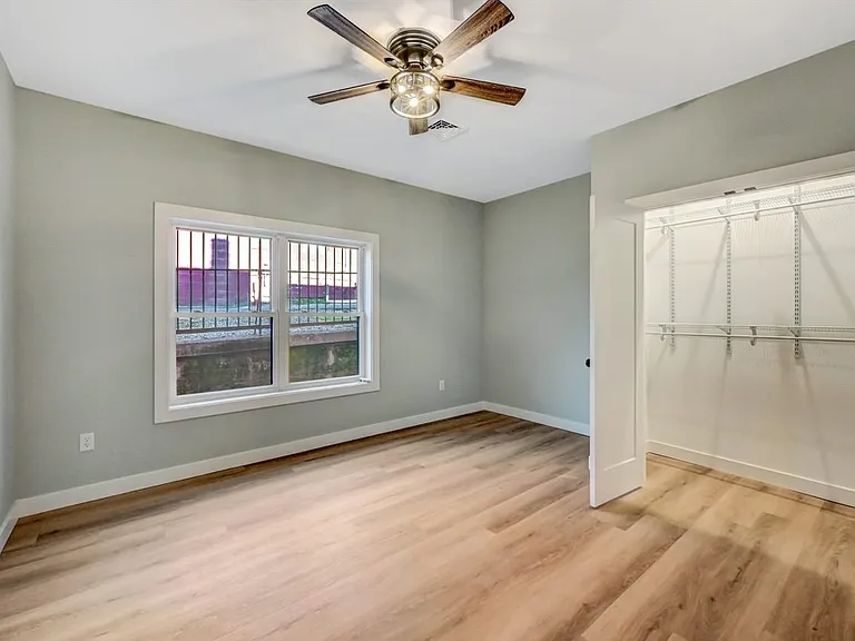 708 Harrison Ave #1 — Photo 32
