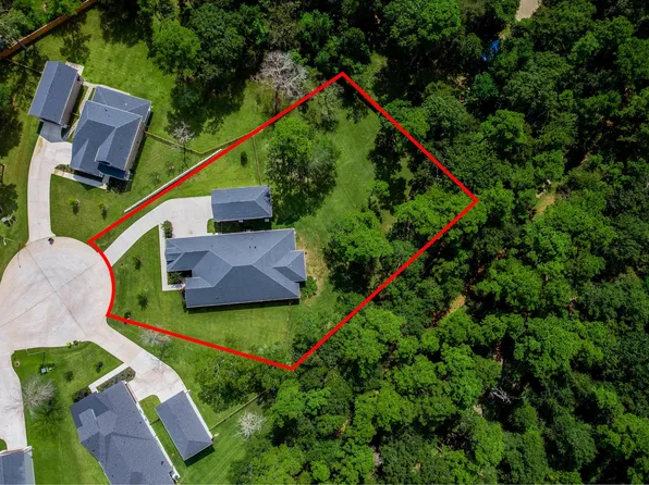 613 Blue Mockingbird Ct, Magnolia, TX 77354