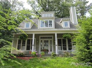 9906 Cottage Ln, Union Pier, MI 49129