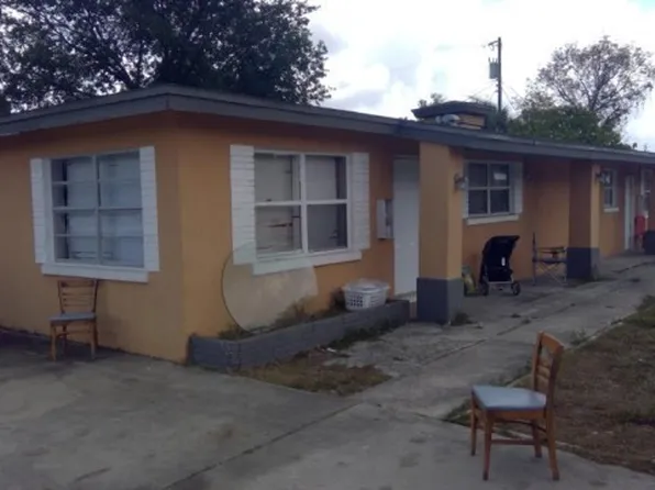 2403/2405 Stella St, Fort Myers, FL 33901