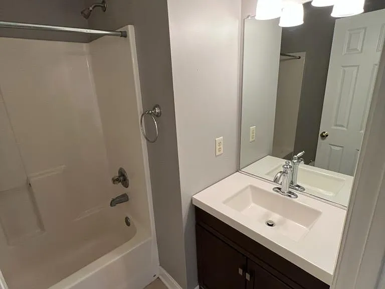 1804 Powhatan St — Photo 12