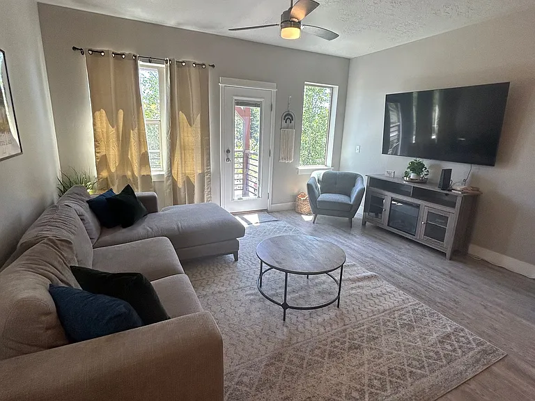104 Broken Pine Ln — Photo 12