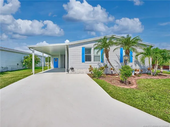 7044 SE Birchwood Ln, Stuart, FL 34997