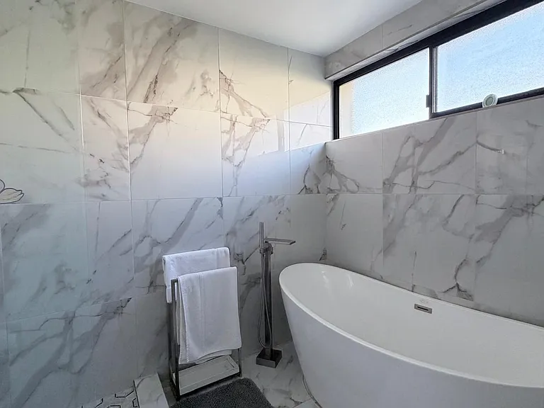 135 Desert West Dr — Photo 5