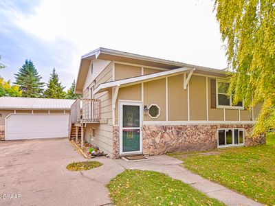 529 22nd St NW, East Grand Forks, MN, 56721