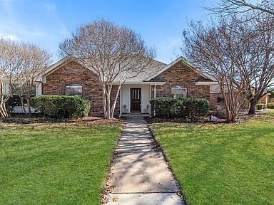 9008 Silverdollar Trl, Irving, TX 75063 | Zillow