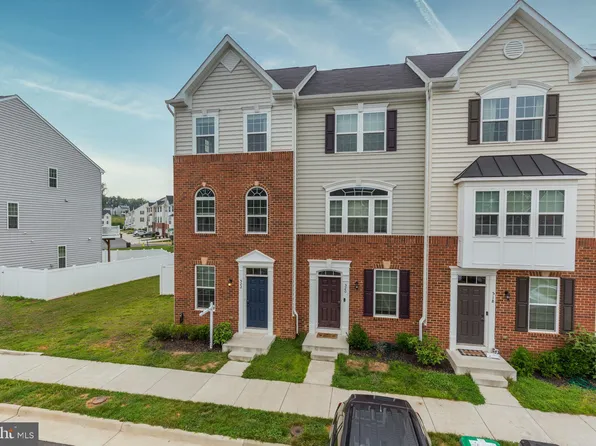 522 River Crest Way, Fredericksburg, VA 22405