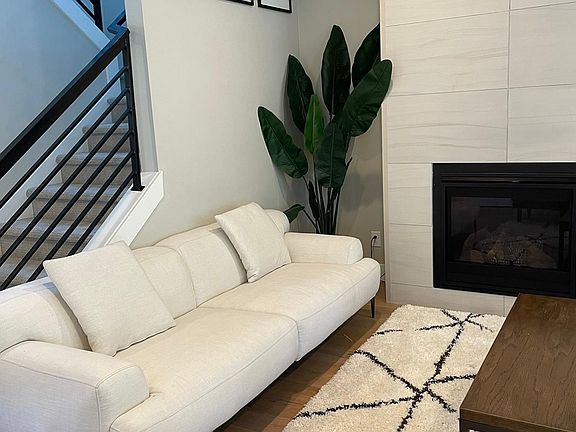 4th image of 10626 NE 66th Ave