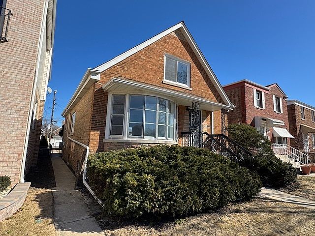 1st image of 1611 S 56th Ct