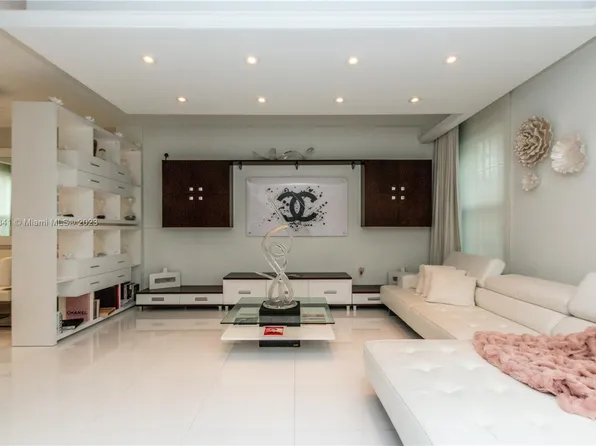 1113 SW 147th Ter #1113, Hollywood, FL 33027