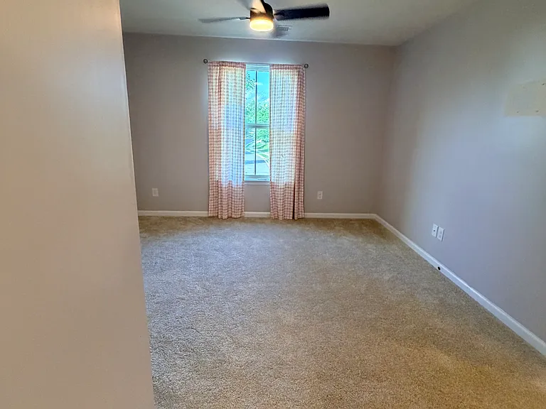 5816 Selkirkshire Rd — Photo 23