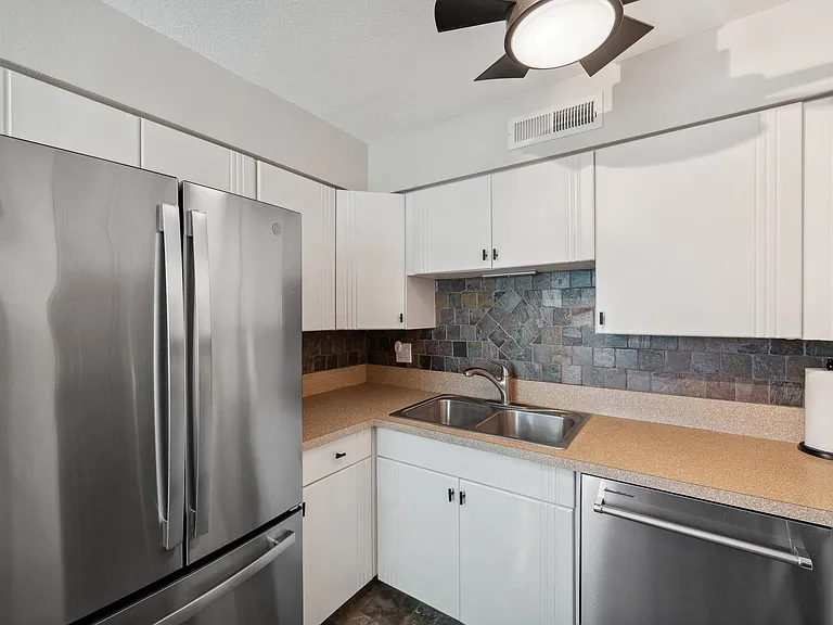 5121 Coquina Key Dr SE #A — Photo 13