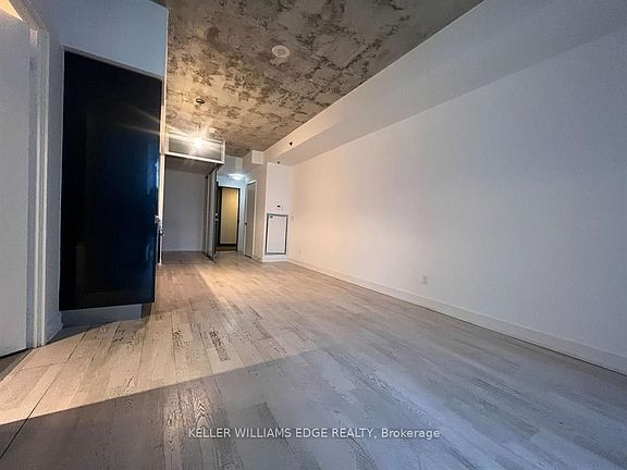 4th image of 20 Gladstone Ave #302