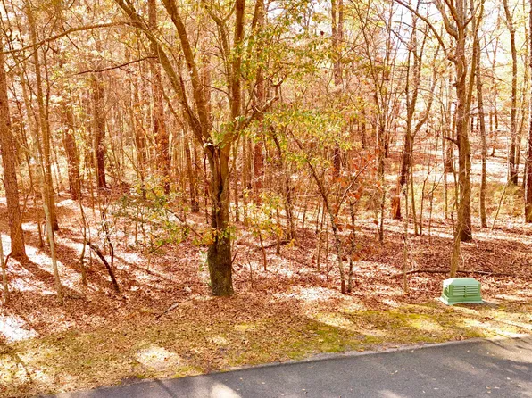 159 Lancashire Lane, West End, NC 27376