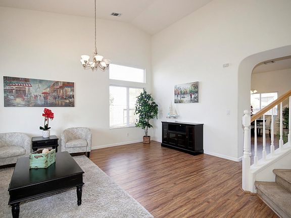 2nd image of 9821 Imperia Ct