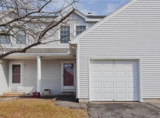 4 Jamie Ln APT 4C, Manchester, CT 06042