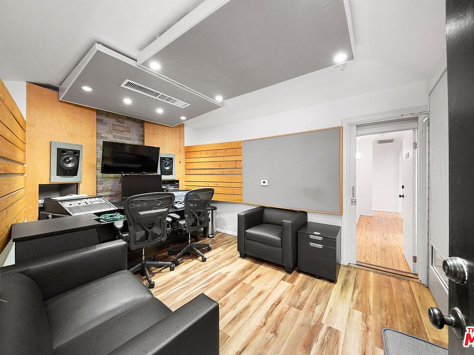 1st image of 761 N Gower St