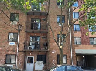 724 E 221st St, Bronx, NY 10467