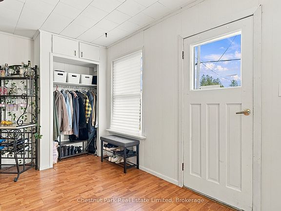 4th image of 28 Spring St